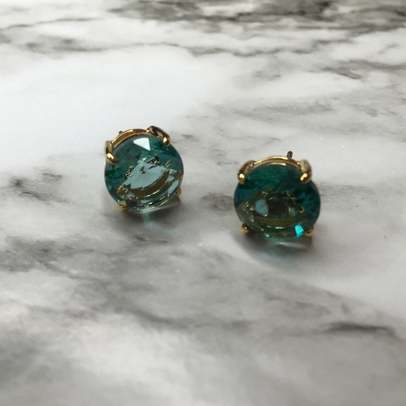 NWT Kate Spade Blue/Green Diamond Stud Earrings - Picture 2 of 3